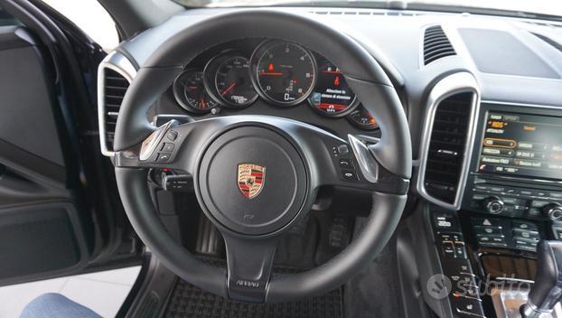 PORSCHE Cayenne 3.0 Diesel 250CV Platinum Editio