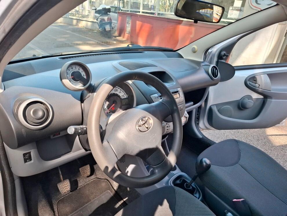 Toyota Aygo 1.0 UNIPRO' SOLI 80000KM OK NEOPATENTATI