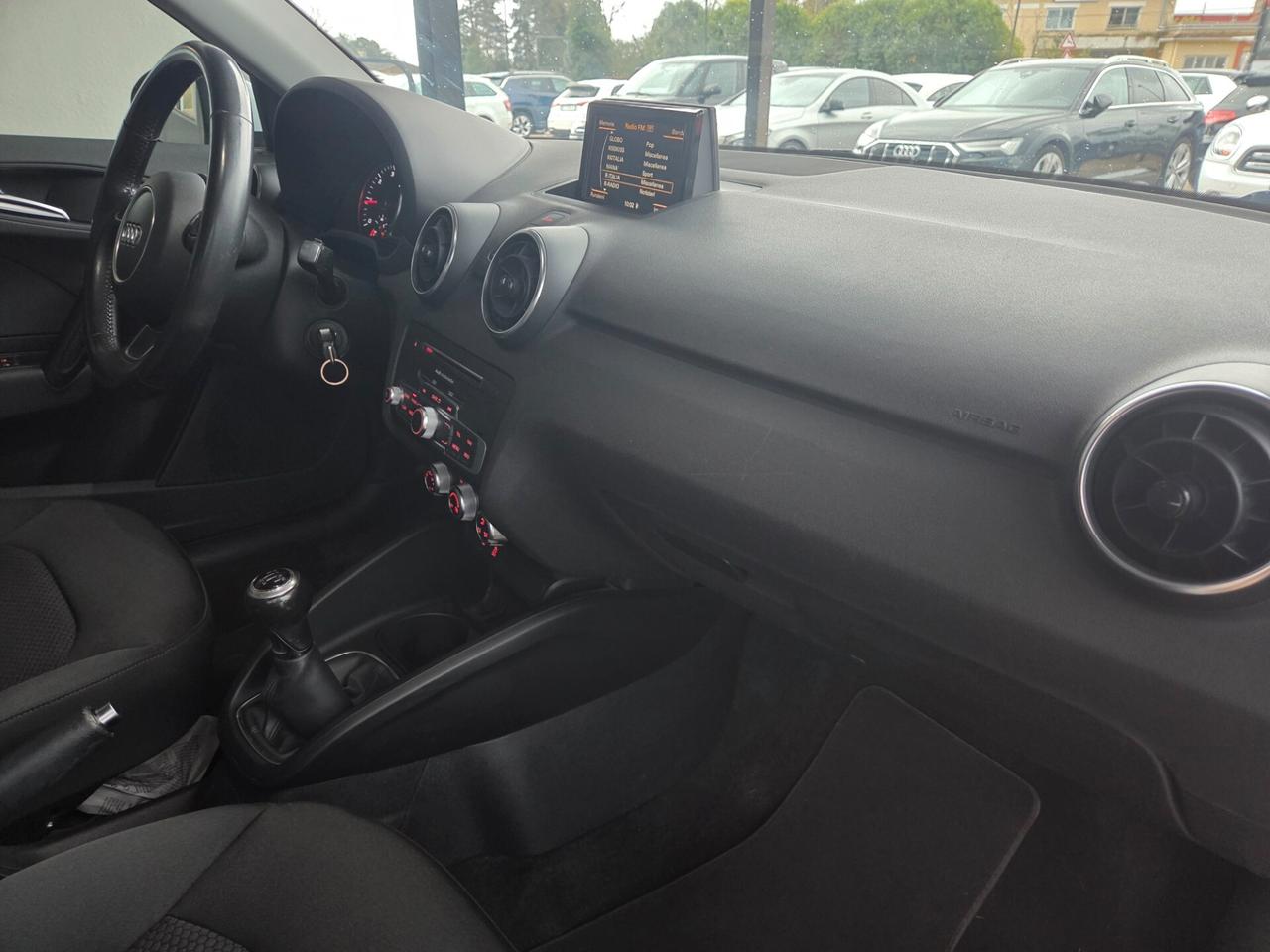 Audi A1 SPB 1.4 TDI SLINE