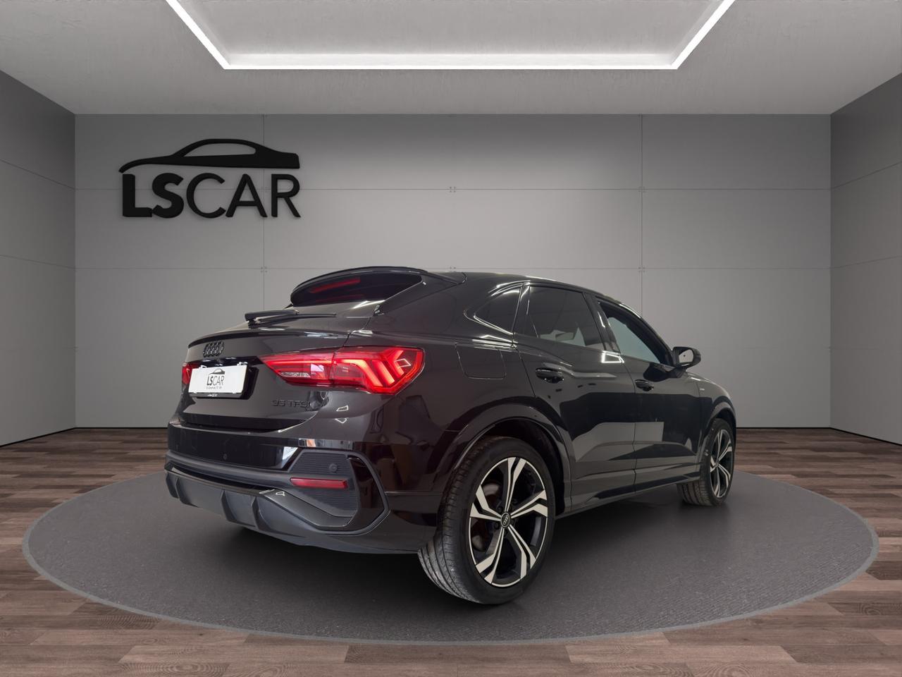 Audi Q3 Sportback S-Line Sportback 35 1.5 tfsi S line - Audi Black Line- Promo Finanziamento - Unipro