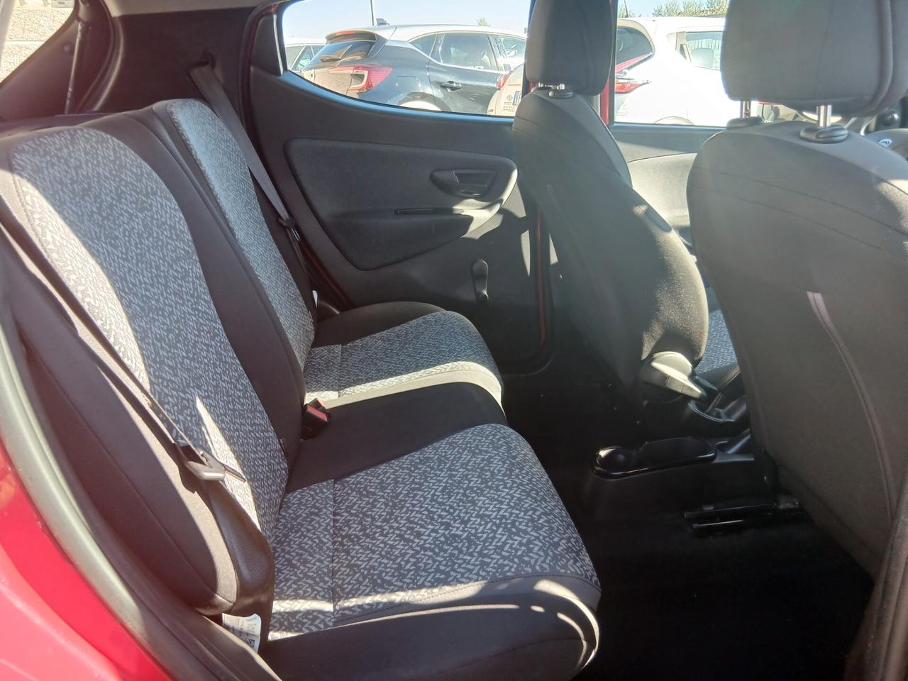 Lancia Ypsilon 1.2 69 CV 5 porte S&S Gold