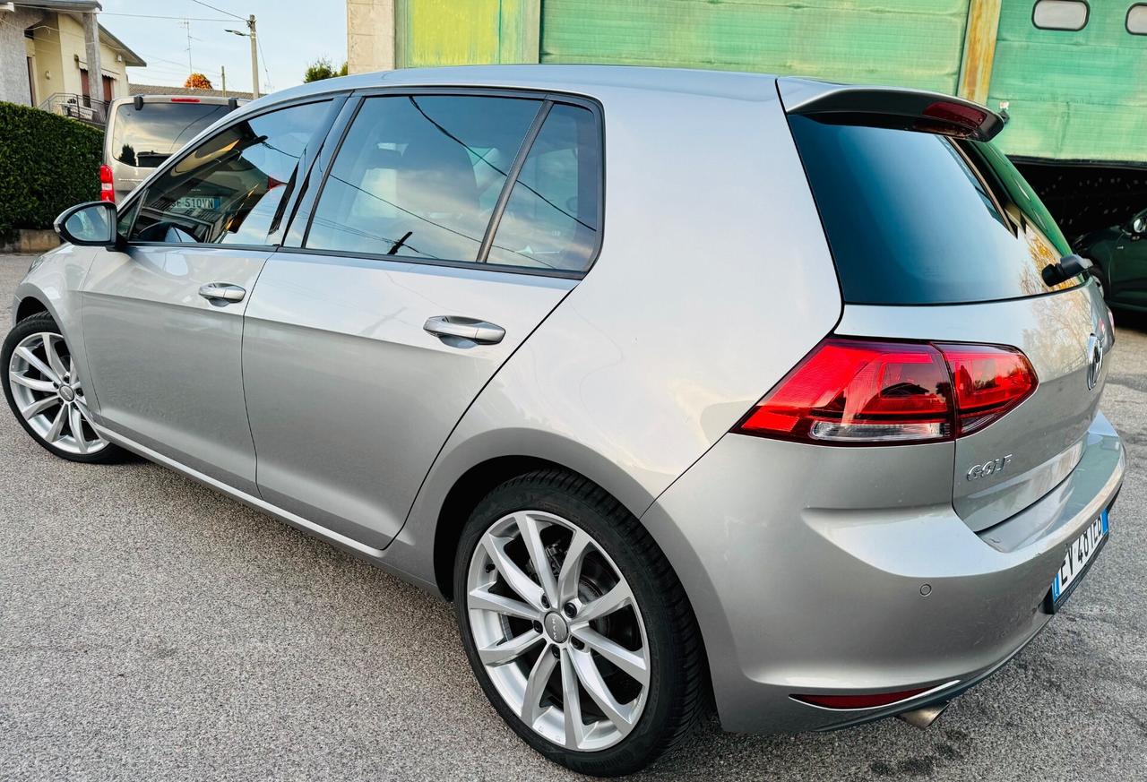 Volkswagen Golf 1.6 TDI 5p. Highline BlueMotion