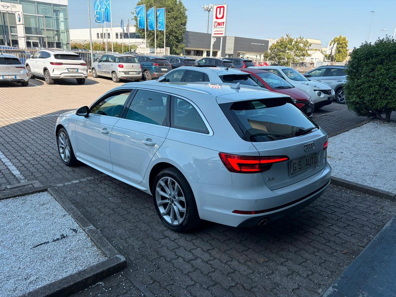 Audi A4 Avant 2.0 tdi ultra S-Line Sport 150cv s-tronic