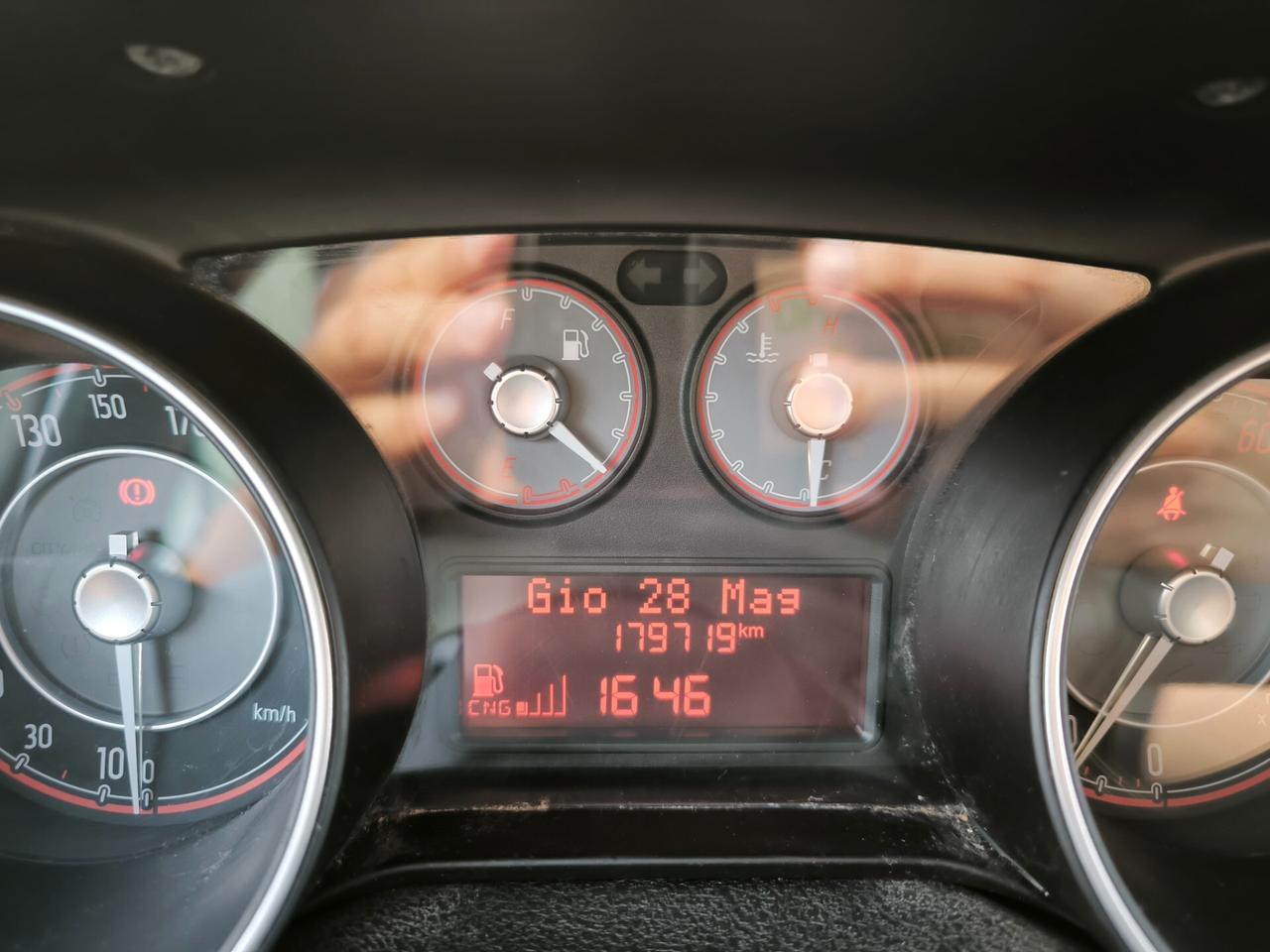 Fiat Punto 1.4 8V 5 porte Natural Power Lounge