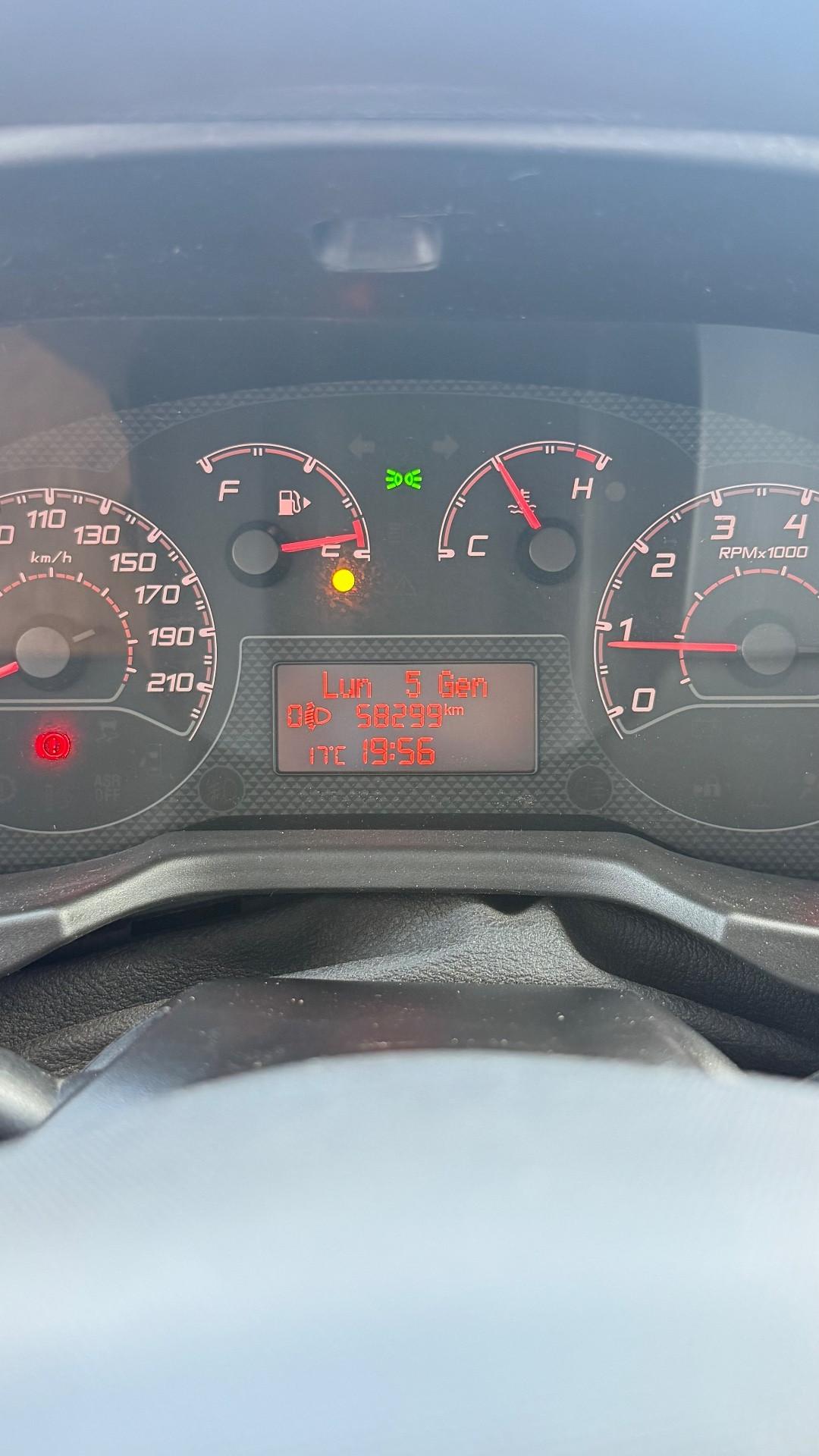 Fiat Fiorino 1.3 MJT 95CV Cargo Adventure