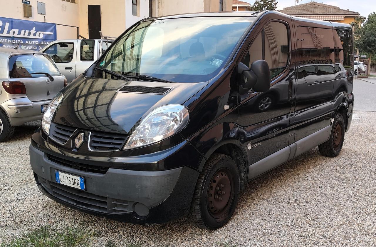 Renault Trafic 2.0 dCi/115 Aut 5 posti-autocarro