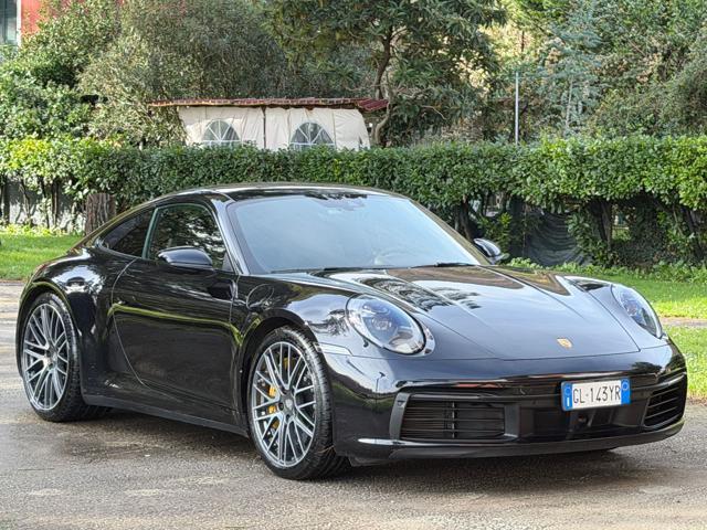 PORSCHE 911 Carrera 4S