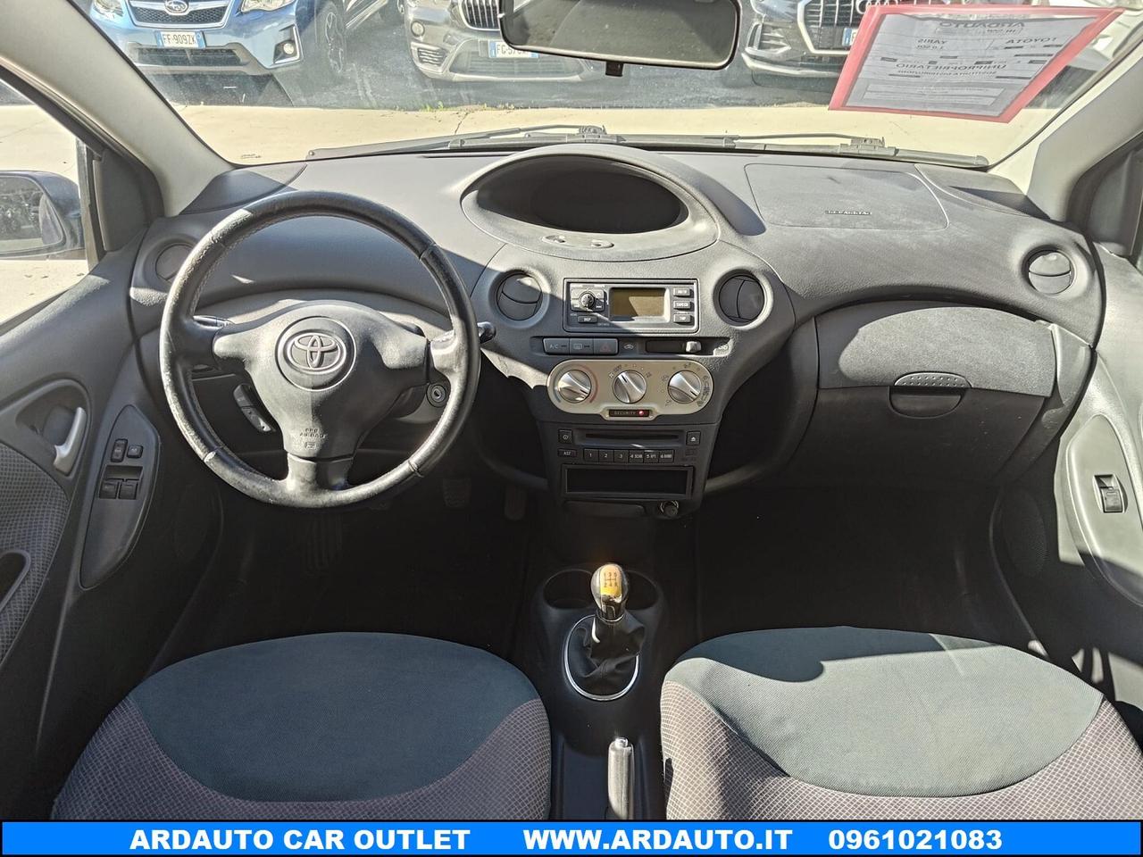 Toyota Yaris 1.0 Sol