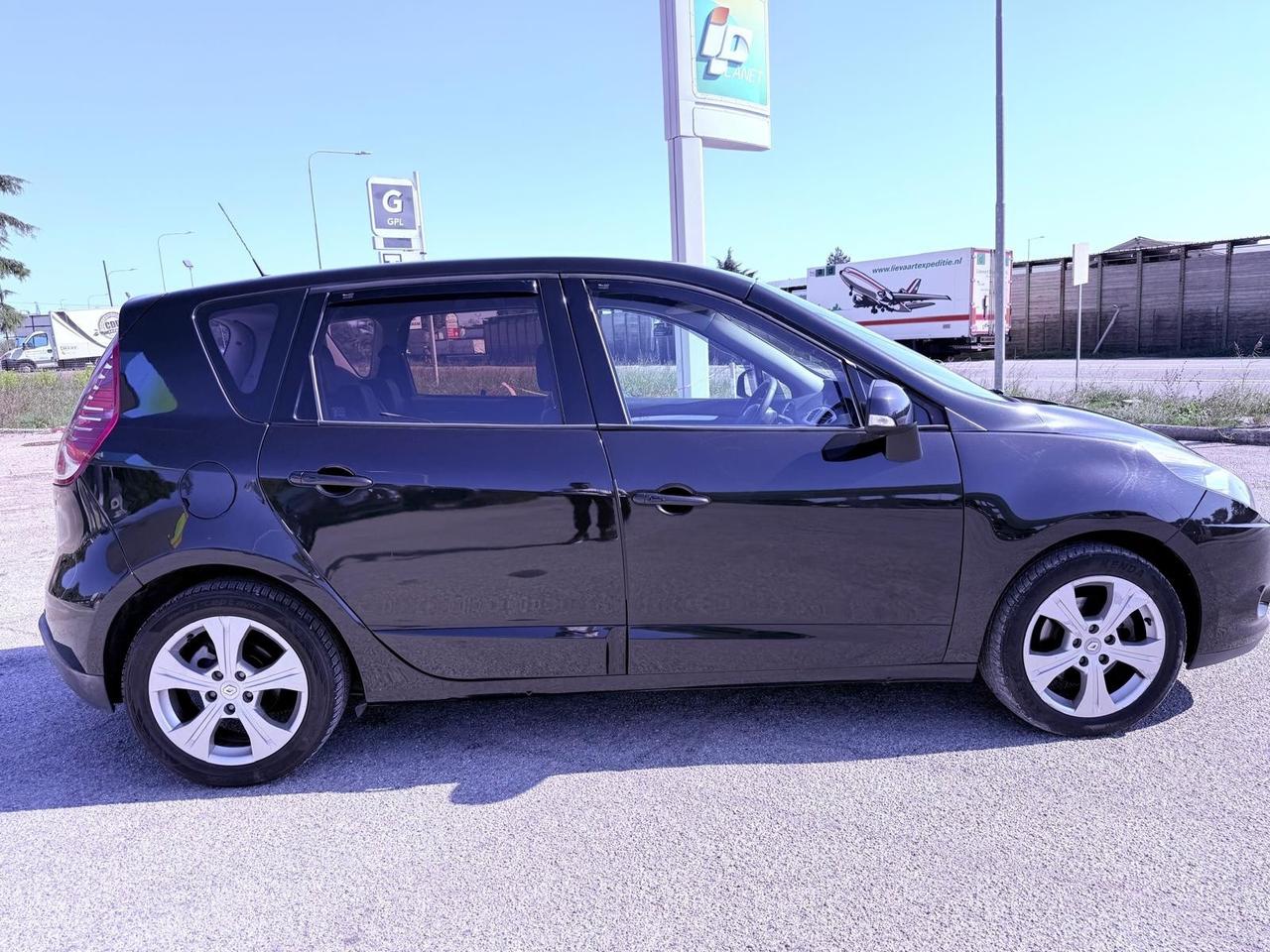 Renault Scenic Scénic 1.5 dCi 110CV Dynamique