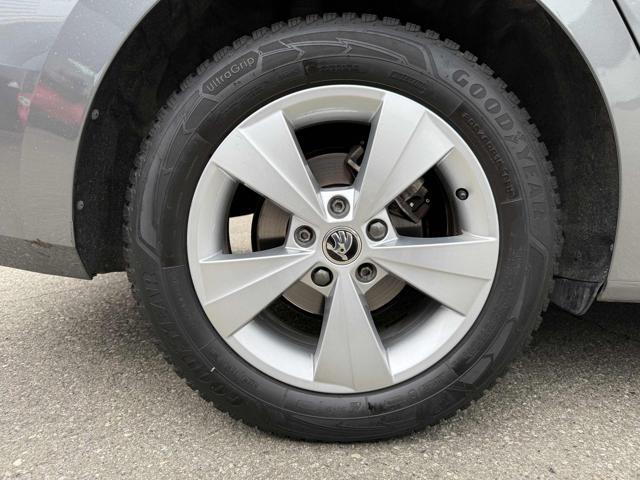 SKODA Octavia 2.0 TDI EVO SCR Wagon Executive