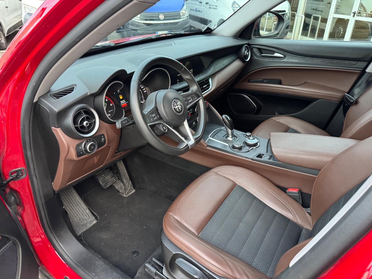 Alfa Romeo Stelvio 2.2 Turbodiesel 190 CV AT8 Q4 Super