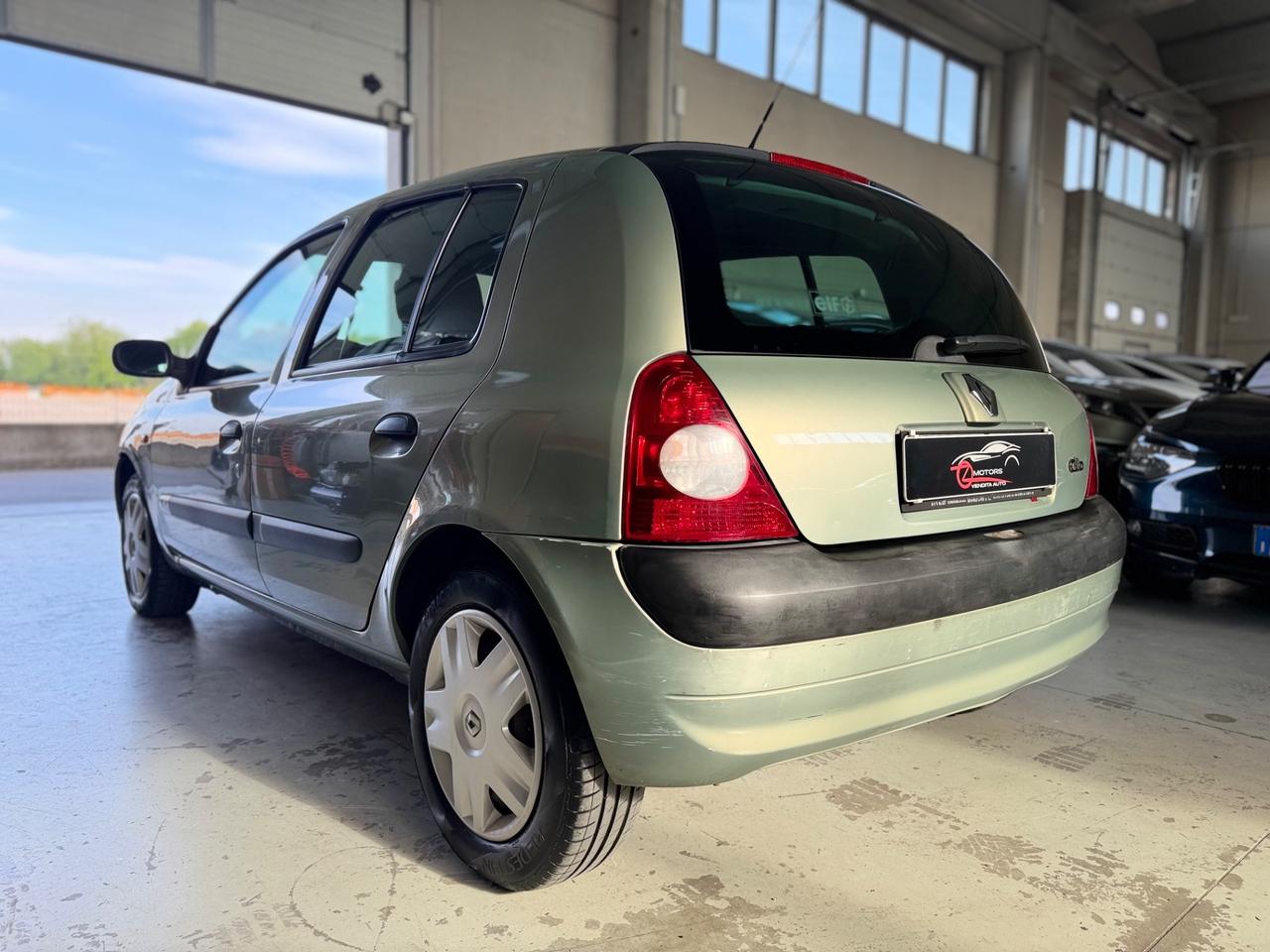 Renault Clio 1.2 cat 5 porte Authentique NEOPATENTATI