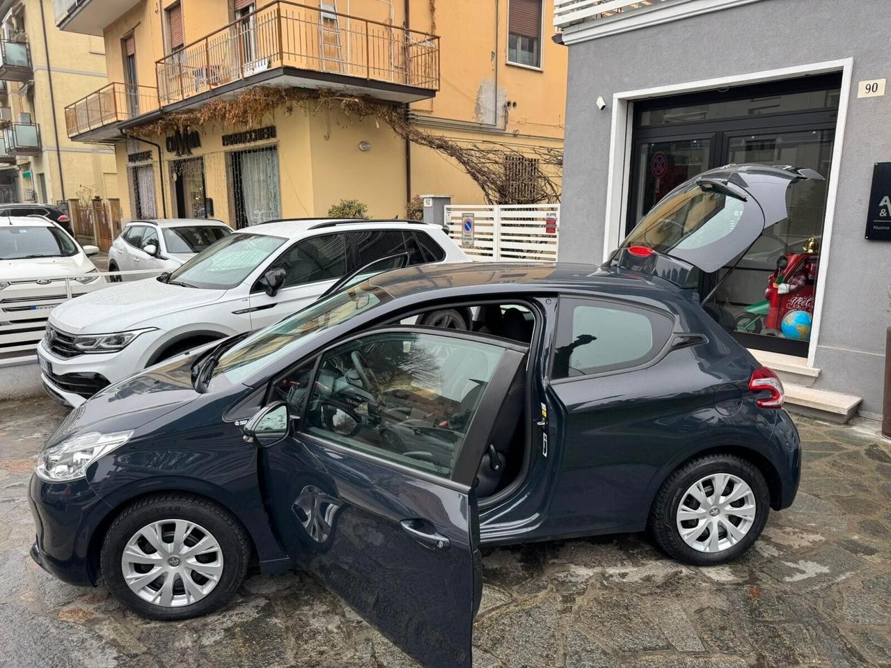 PEUGEOT 208 PureTech 68 3p ACT 72.000 KM