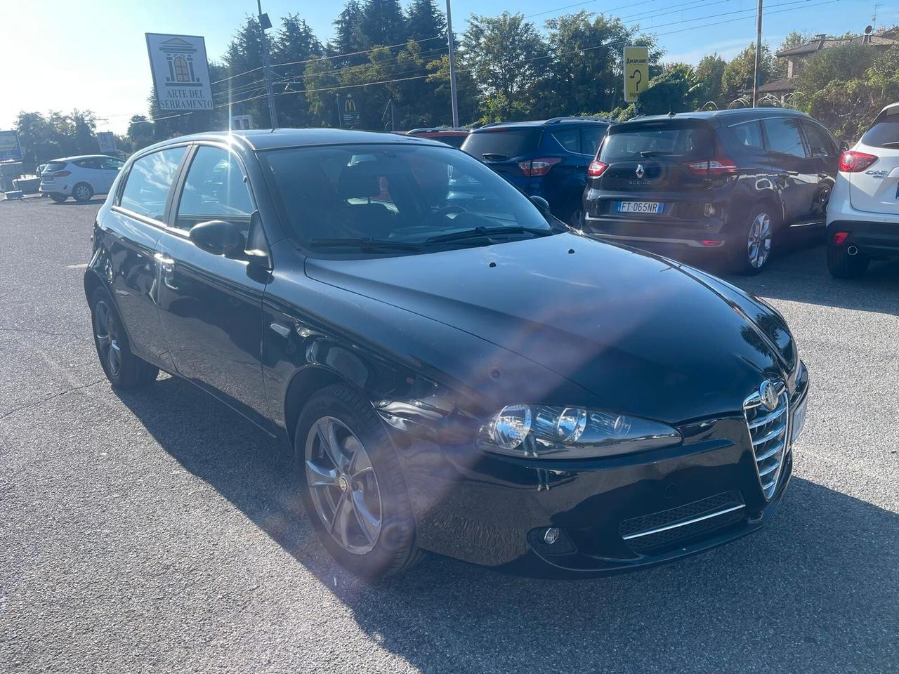 Alfa Romeo 147 1.9 JTD M-JET 16V 5 porte Dist.