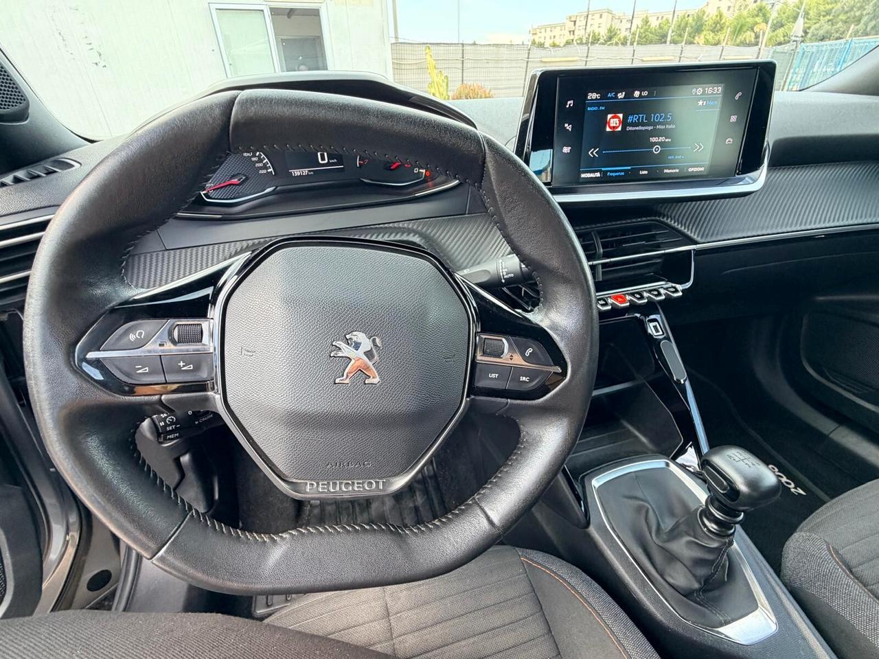 Peugeot 2008 1.2 PureTech 100 cv