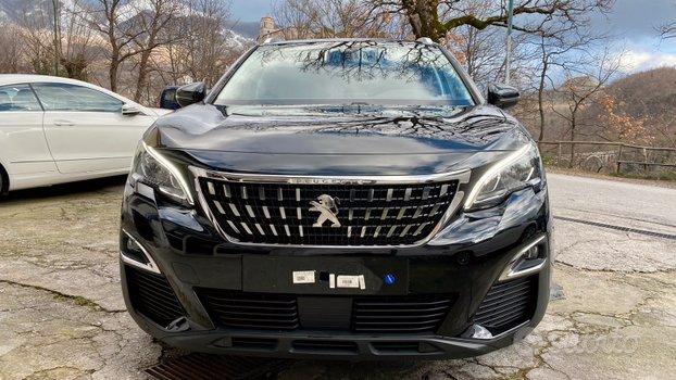 PEUGEOT 3008 1.6 HDI 120cv Aut