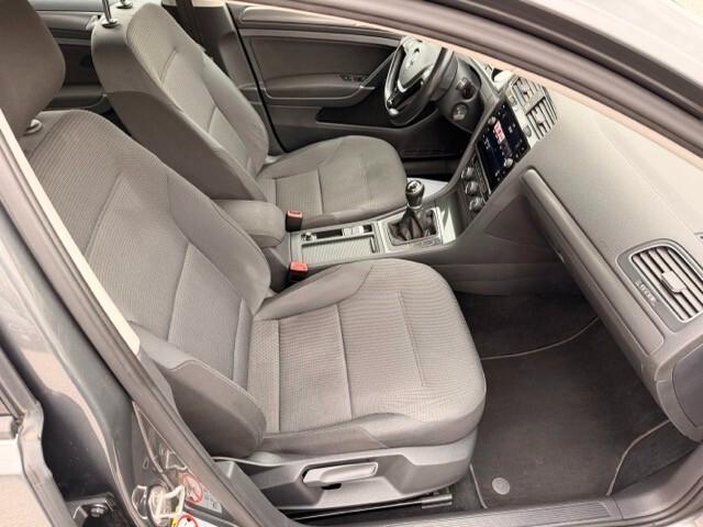 Volkswagen Golf Variant 1.6 tdi 115 CV Business - Anche Neo Patentati