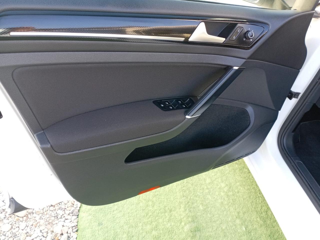 Volkswagen Golf DIESEL 1.6 TDI