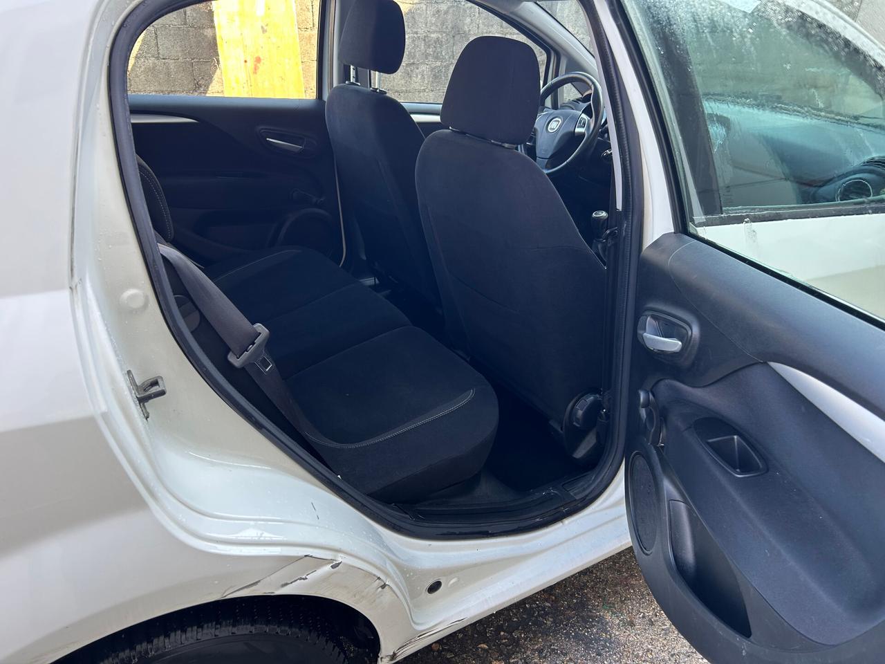 Fiat Punto 1.3 MJT II 75 CV 5 porte Easy