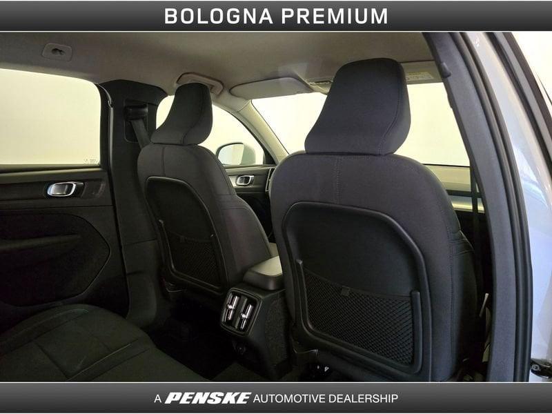 Volvo XC40 T2 Momentum Core