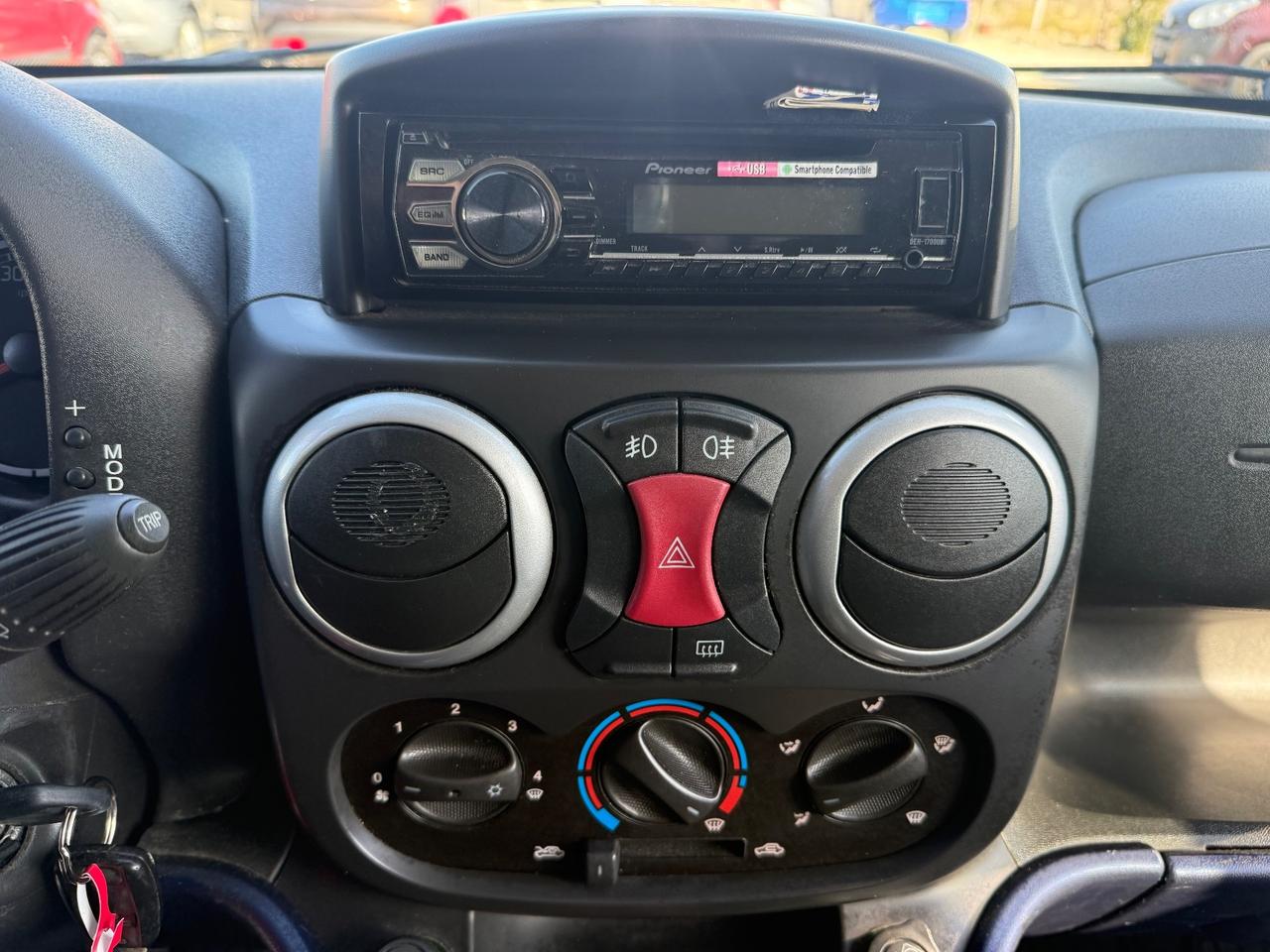 Fiat Doblò 1.9 MJ Combi 5 p.ti malibu