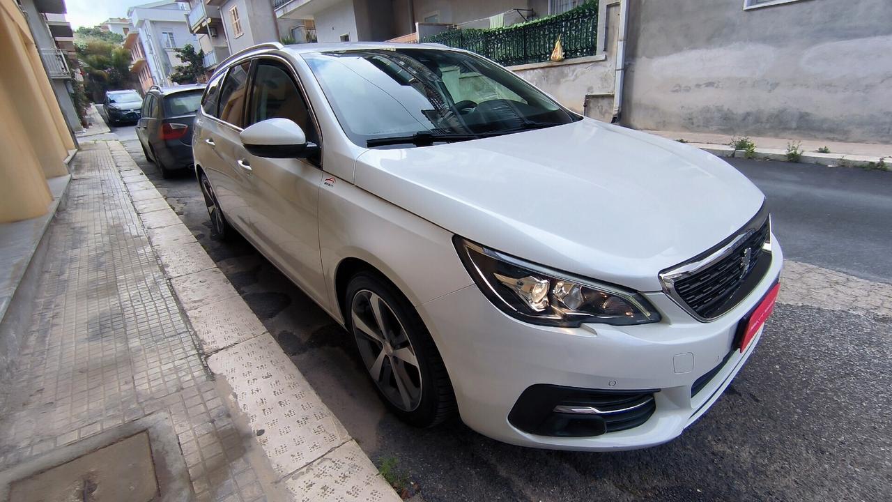 Peugeot 308 BlueHDi 130 S&S SW Allure