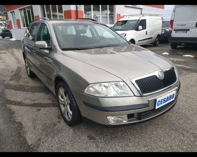 SKODA Octavia Wagon 2.0 tdi Ambiente