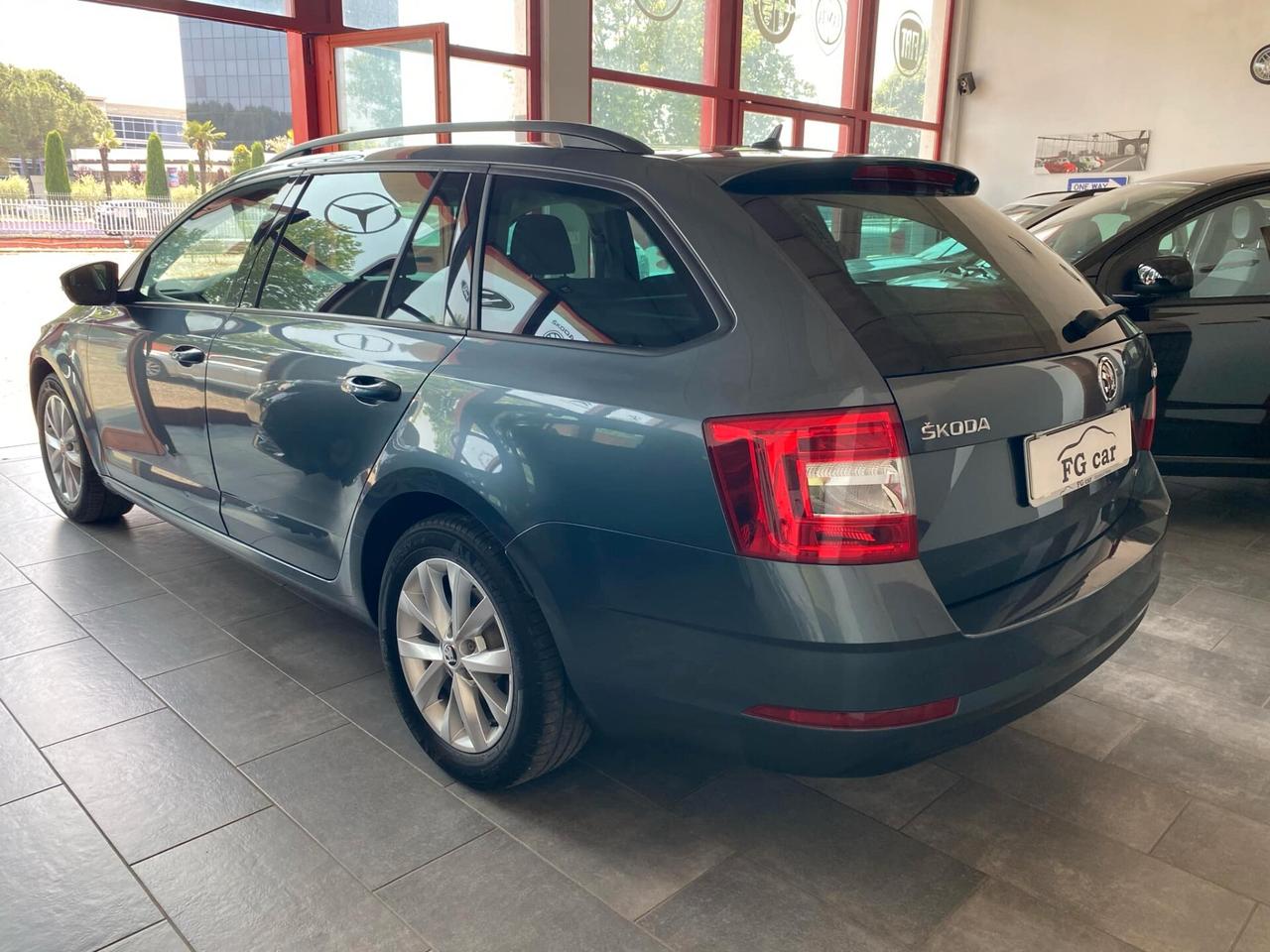 Skoda Octavia 1.4 TSI Wagon Ambition G-Tec 110Cv