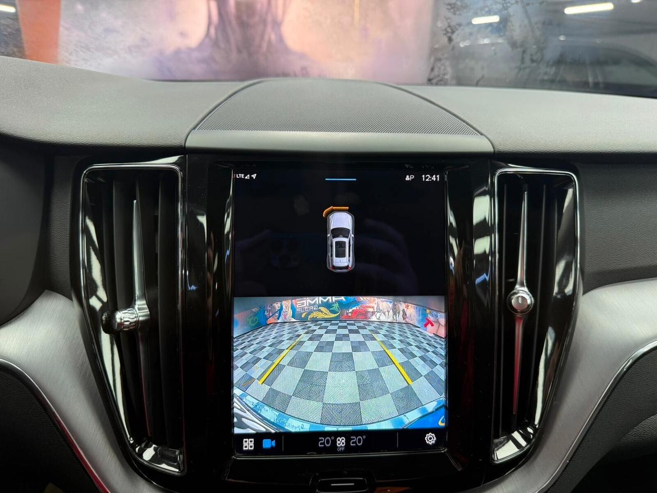 Volvo XC60 B4 (d) automatico Plus Dark (888)