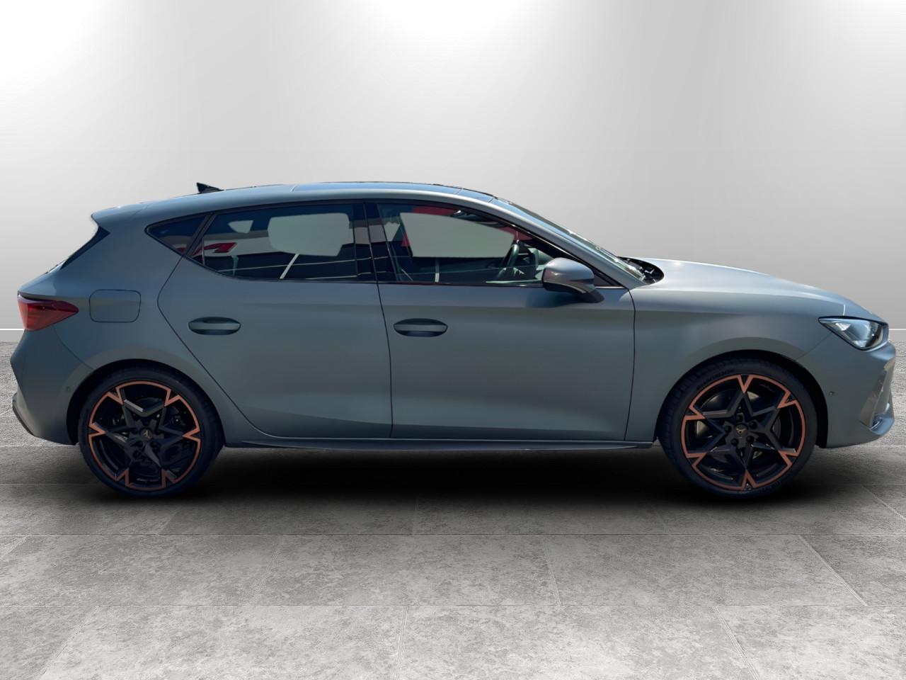 CUPRA Nuova CUPRA Leon VZ 1.5 e-HYBRID 200 kW (272 CV) pHEV DSG 6 marce 2WD