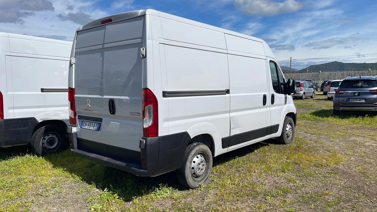 Peugeot Boxer 35 2.2 BlueHDi 140cv L2H2