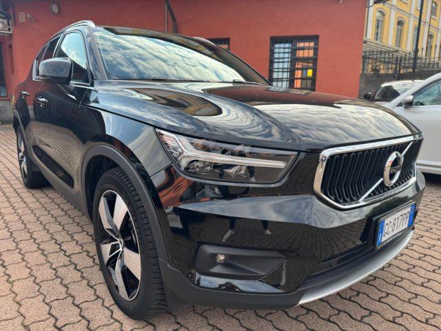 VOLVO XC40 T3 Geartronic Momentum Pro