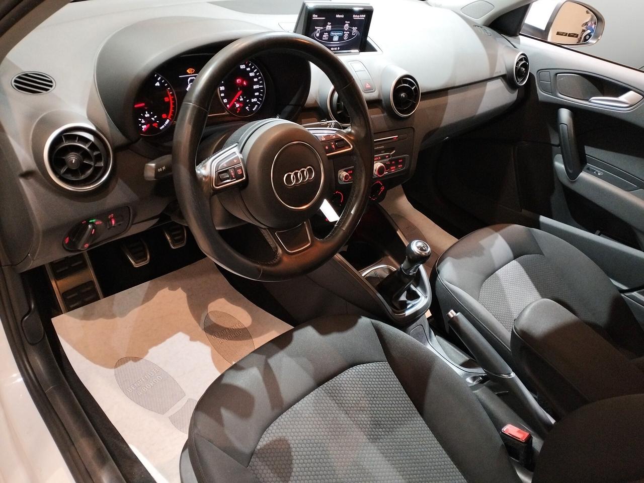Audi A1 Sportback 1.6 tdi Sport