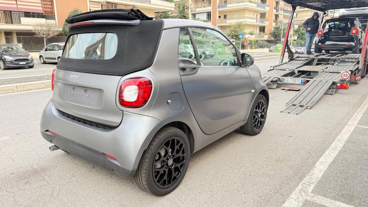 Smart ForTwo 70 1.0 twinamic cabrio Passion LED PDC BLUETOOTH CERCHI 16 PACK SPORT PDC