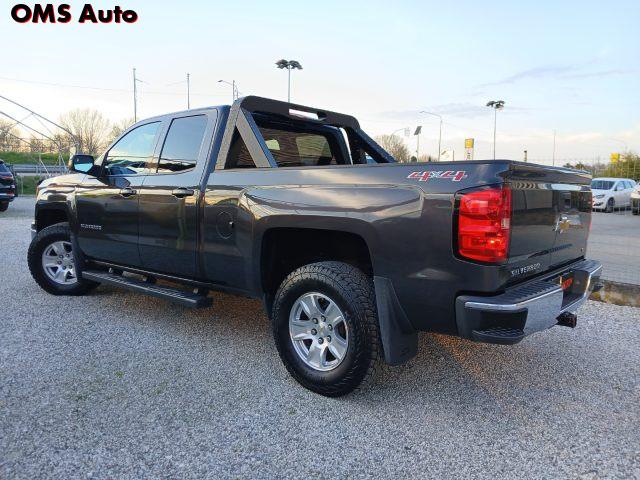 CHEVROLET Silverado LT 5.3 L V8 EcoTec3