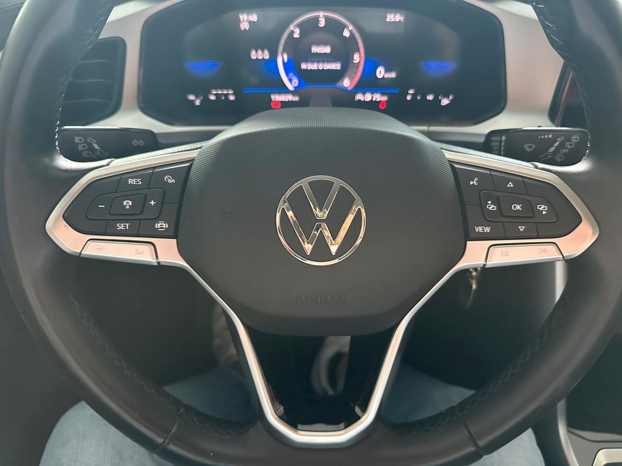 VOLKSWAGEN T-ROC 2.0TDI LIFE 116cv *COCKPIT*
