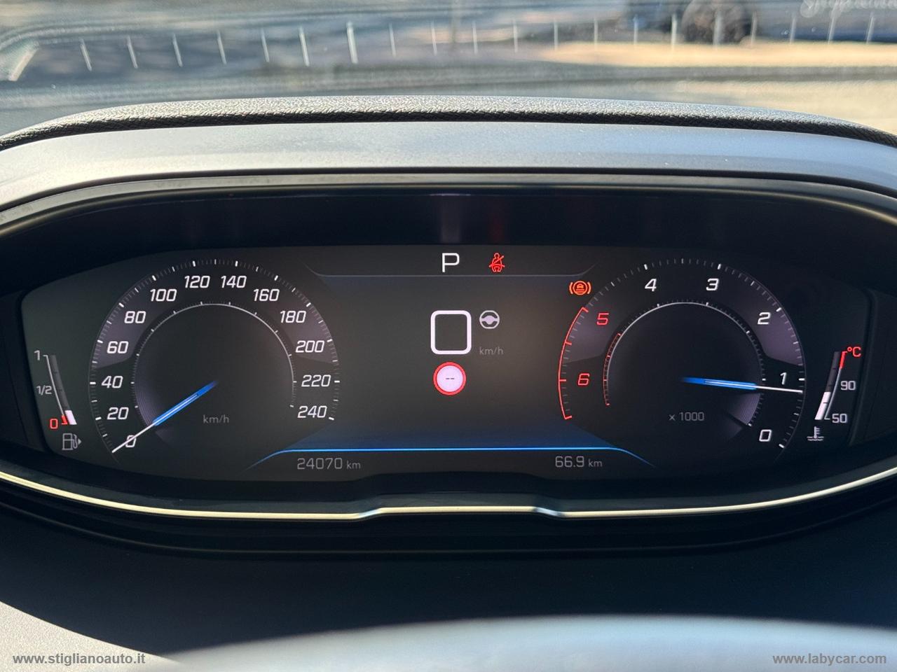 PEUGEOT 3008 BlueHDi 130 S&S EAT8 GT