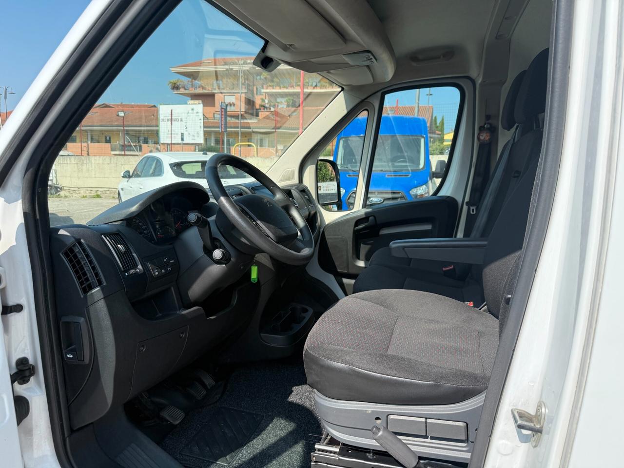 Peugeot Boxer 2.2 bluehdi 140cv S&S L3H2