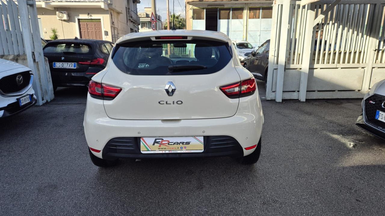 Renault Clio dCi 8V 75 CV Start&Stop 5 porte Energy Duel