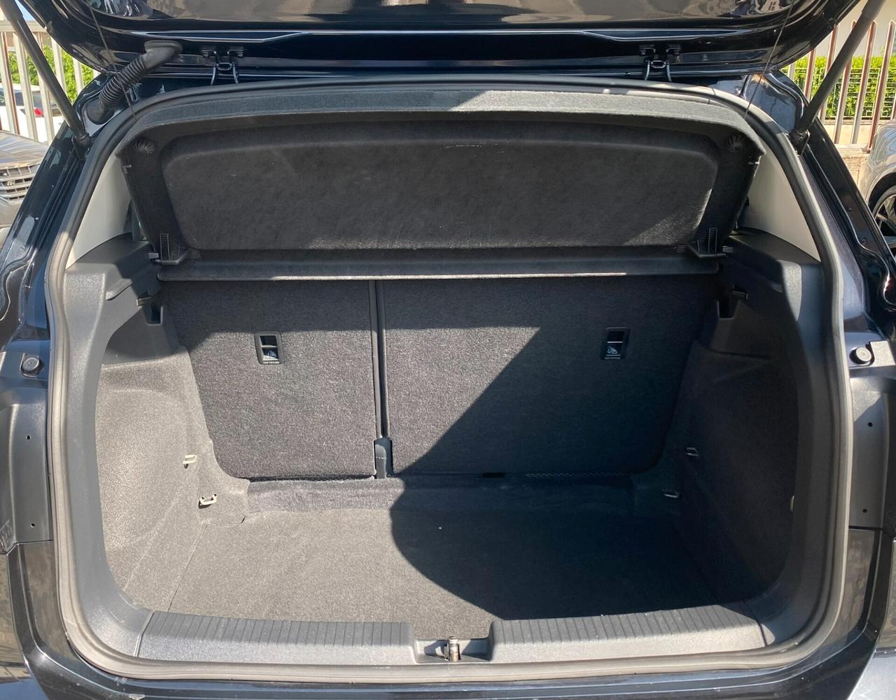 Volkswagen T-Cross Urban 1.0 TSI 95CV