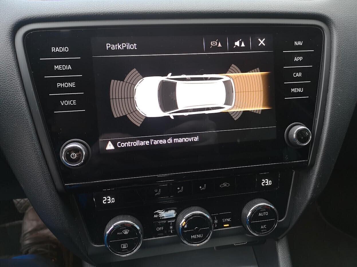 Skoda Octavia 1.6 TDI CR 115 CV DSG Wagon Executive