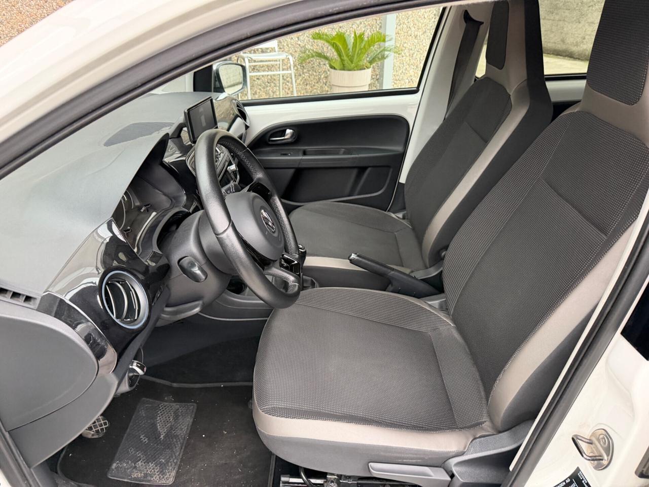 Volkswagen up! 1.0 benzina EURO5b neopatentati