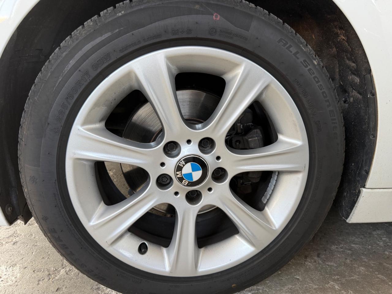 Bmw 320 320d Efficient Dynamics Touring Business aut.