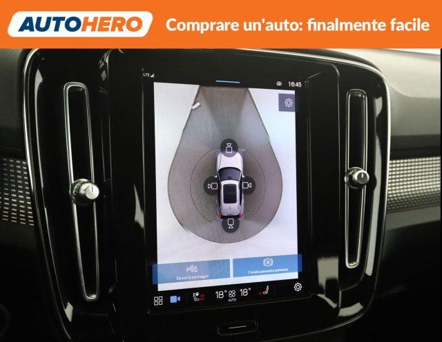 VOLVO XC40 B4 AWD automatico Plus Dark