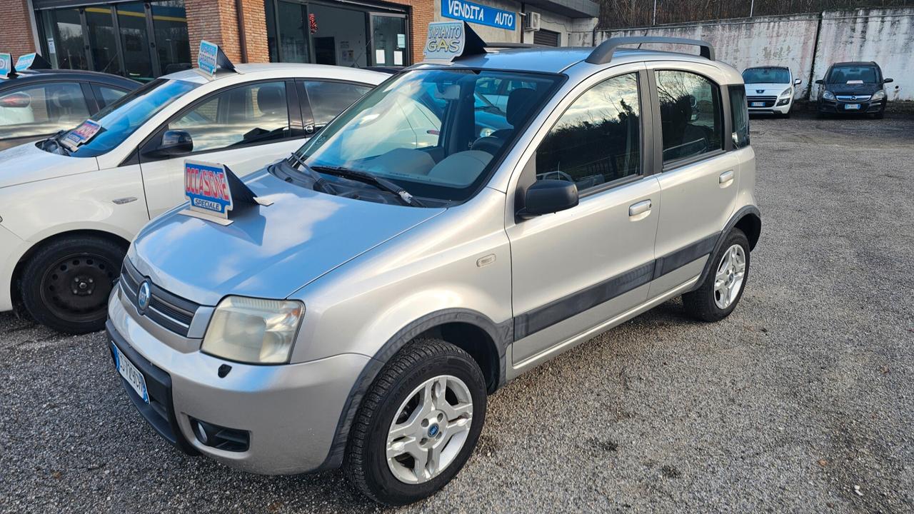 Fiat Panda 1.2 4x4 Climbing gpl solo contatto telefonico..no meil info 3792464507