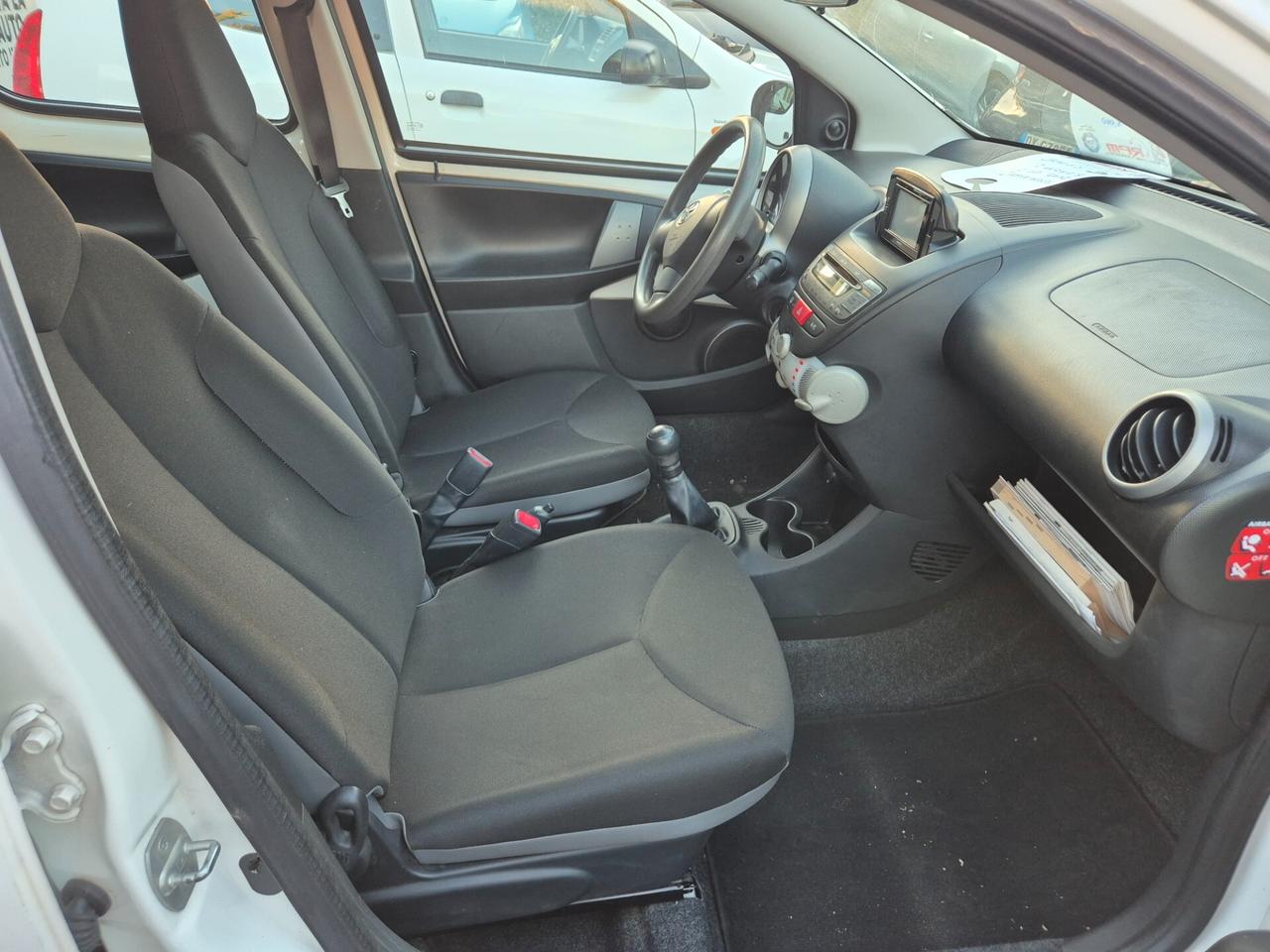 Toyota Aygo 1.0 12V VVT-i 5 porte Orange Connect