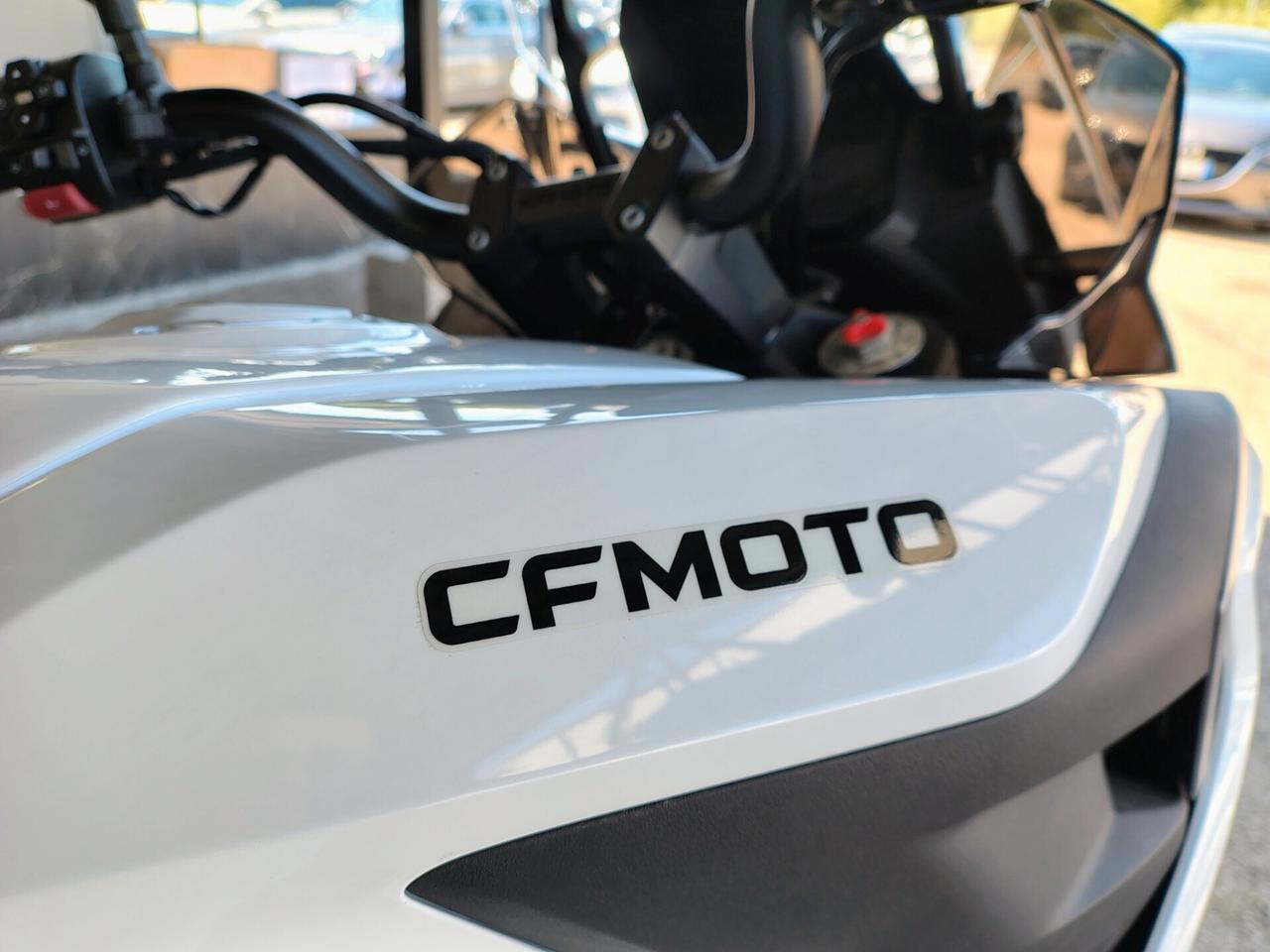 CF MOTO 700MT