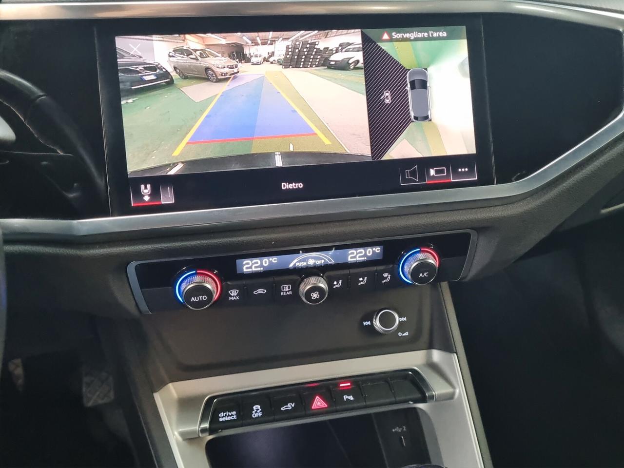 Audi Q3 SPORTBACK 45 TFSI e S tronic Business Plus