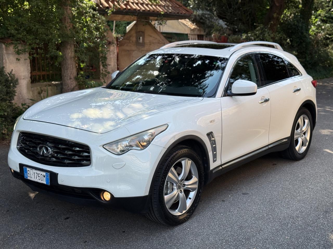 Infiniti FX FX30d S