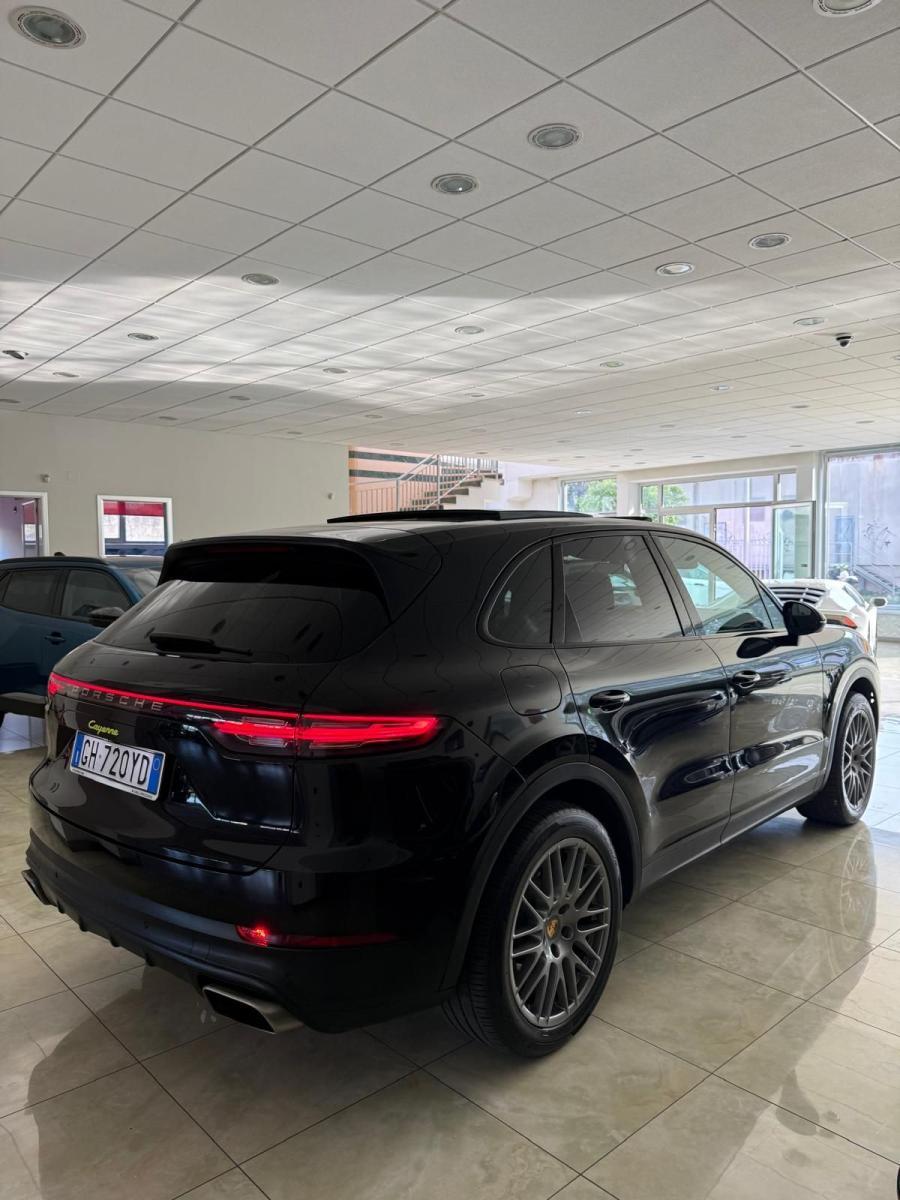 PORSCHE - Cayenne - 3.0 S E-Hybrid